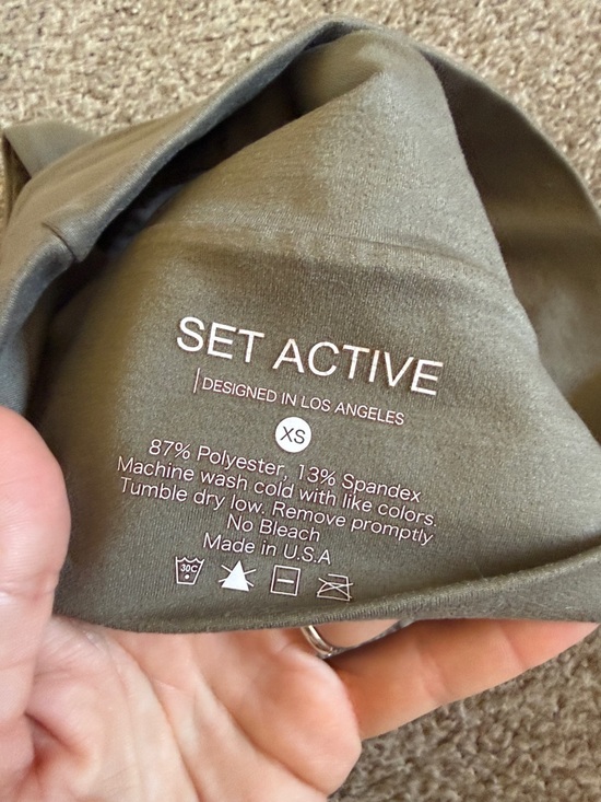 Set Active Set - Picture 5 of 8